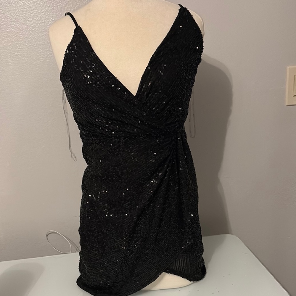 Elegant Black Sequin Dress